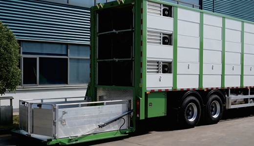 Livestock Semi-trailer