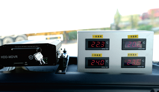 6.8-7.6m Livestock & (Day-old) Poultry Transport Vehicle