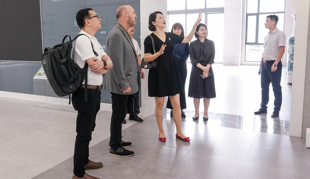 AGCO from the United States visits and exchanges with CP M&E Group