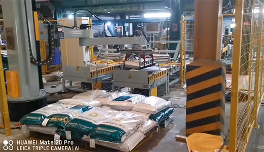 Palletizing feed mills in Beihai